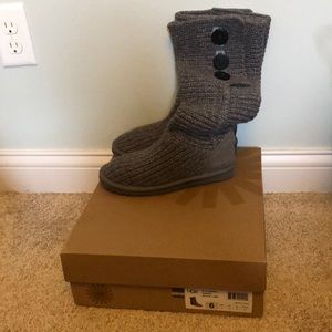Ugh Classic Cardy boots